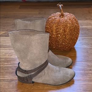 Seychelles wide calf suede ankle bootie